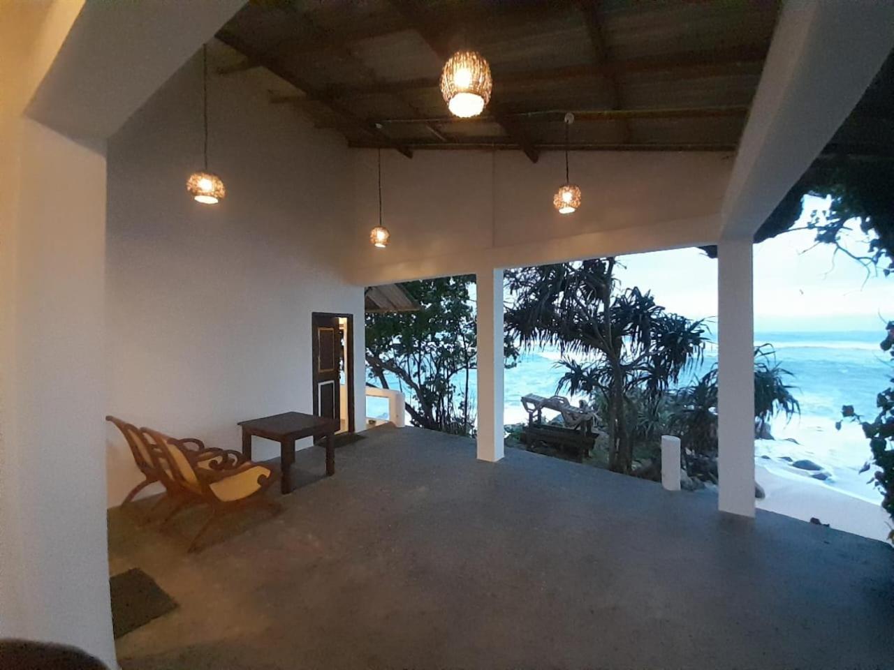 تالب Sooriya Villa الغرفة الصورة