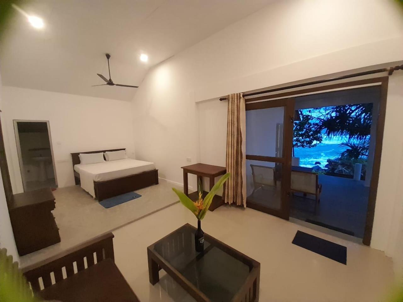تالب Sooriya Villa الغرفة الصورة