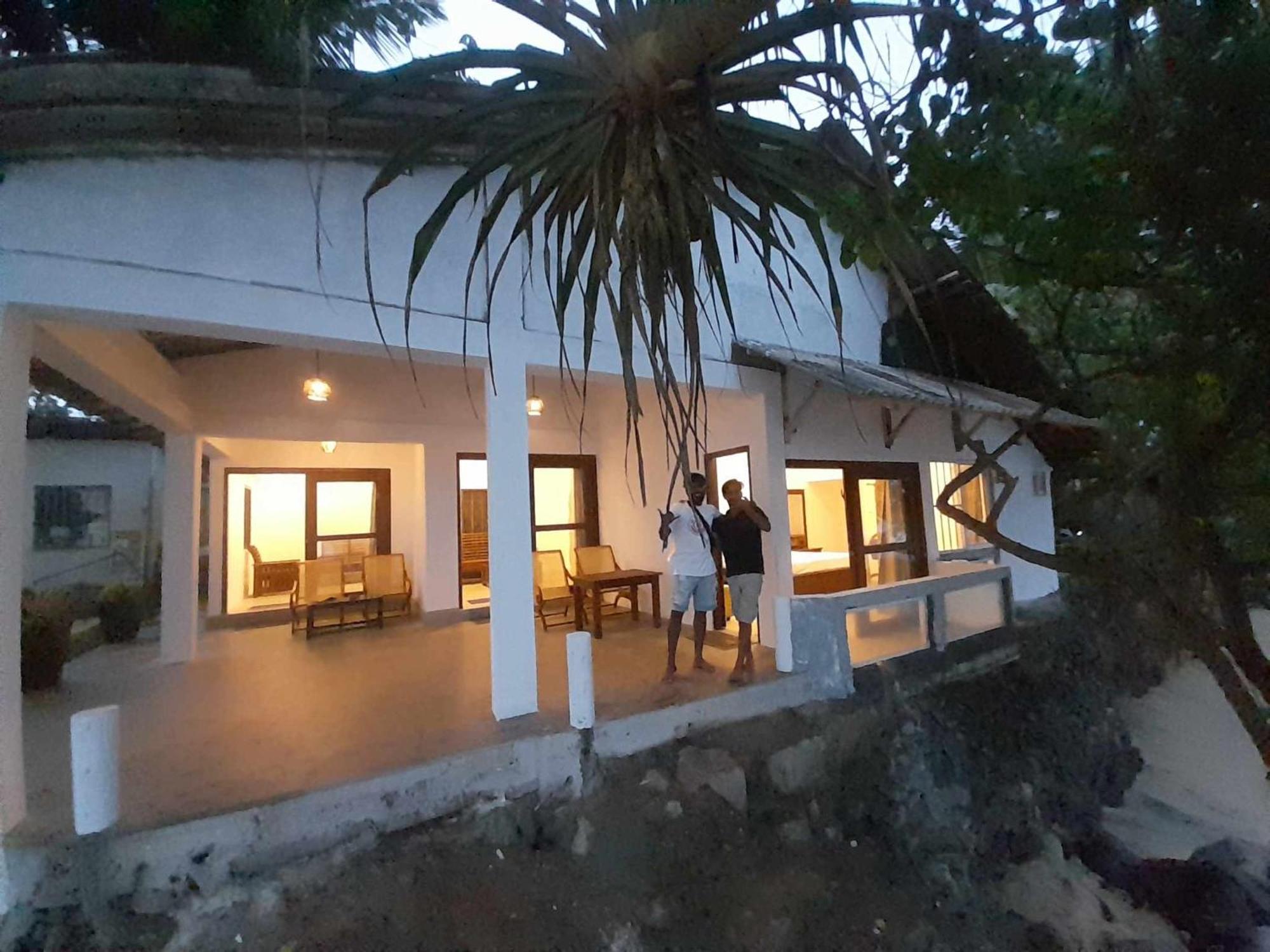تالب Sooriya Villa المظهر الخارجي الصورة