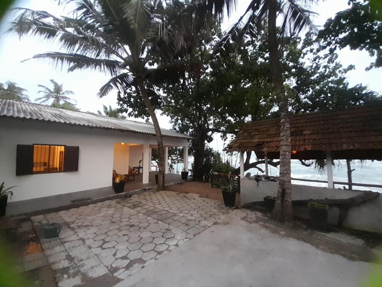 تالب Sooriya Villa المظهر الخارجي الصورة