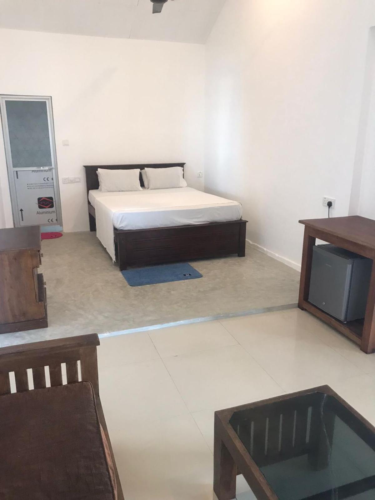 تالب Sooriya Villa الغرفة الصورة